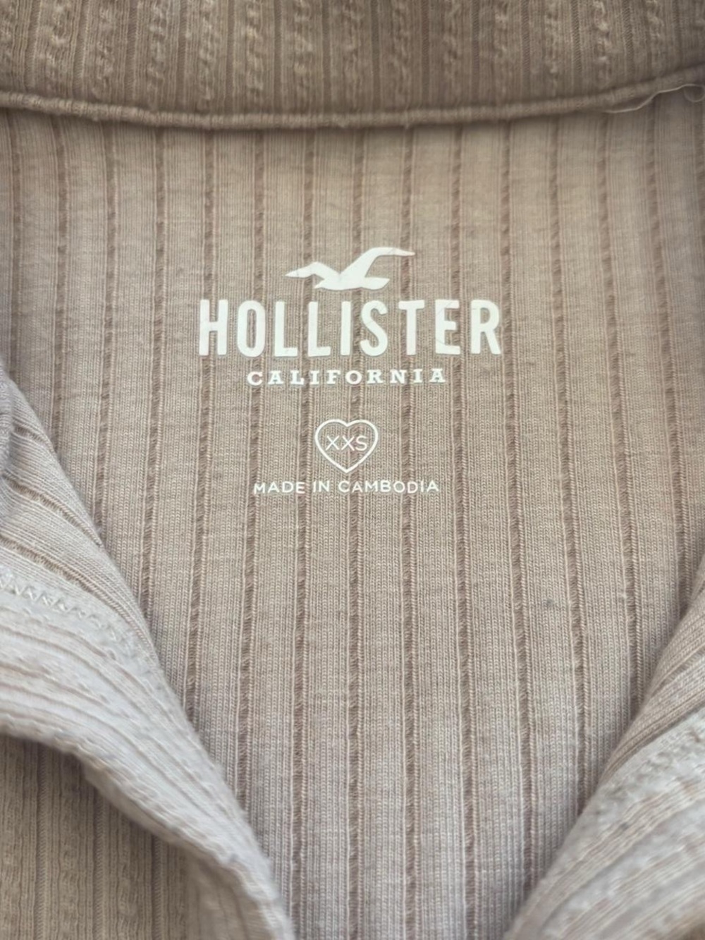 Hollister Beige Ribbed Collared Long Sleeve Top - Picture 3 of 3